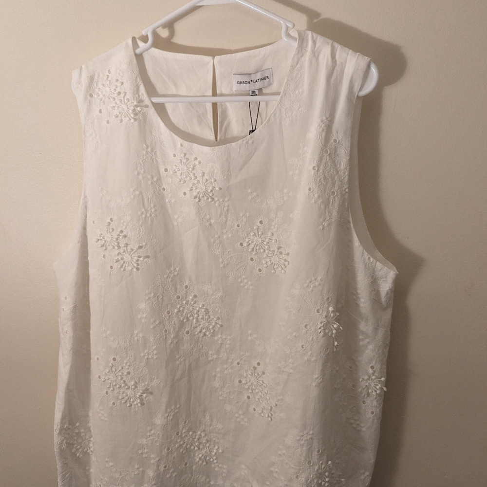Gibson Latimer Off White Ruffle Crew Neck Sleeveless Crochet Top